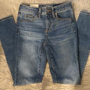Universal Thread High Rise Skinny Jean